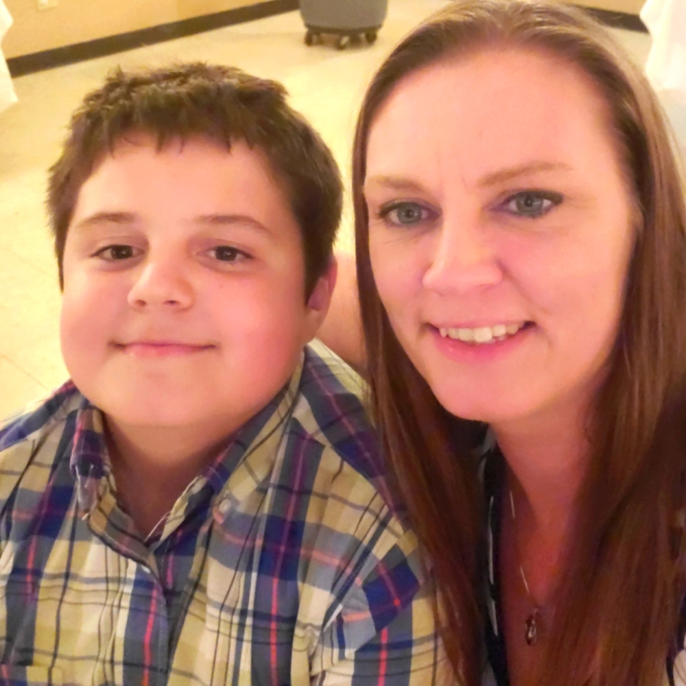 Meet your Posher, Elisha